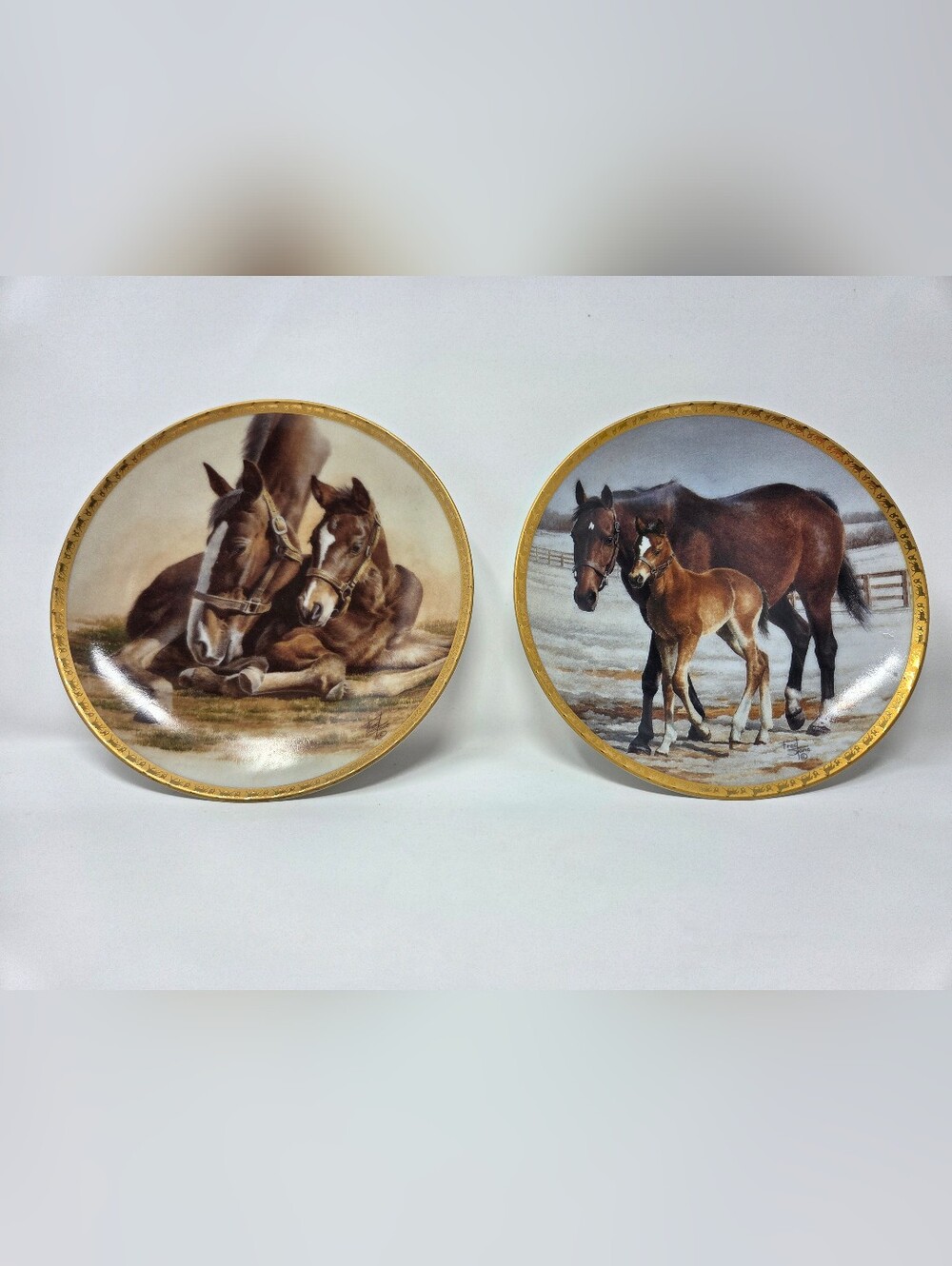Pair Of Fred Stone Mare And Foal Collector Plates